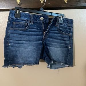 American Eagle, size 4, 3”inseam
